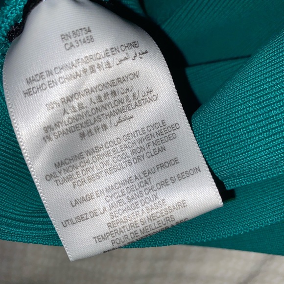 BCBG body on skirt size S - Picture 4 of 8